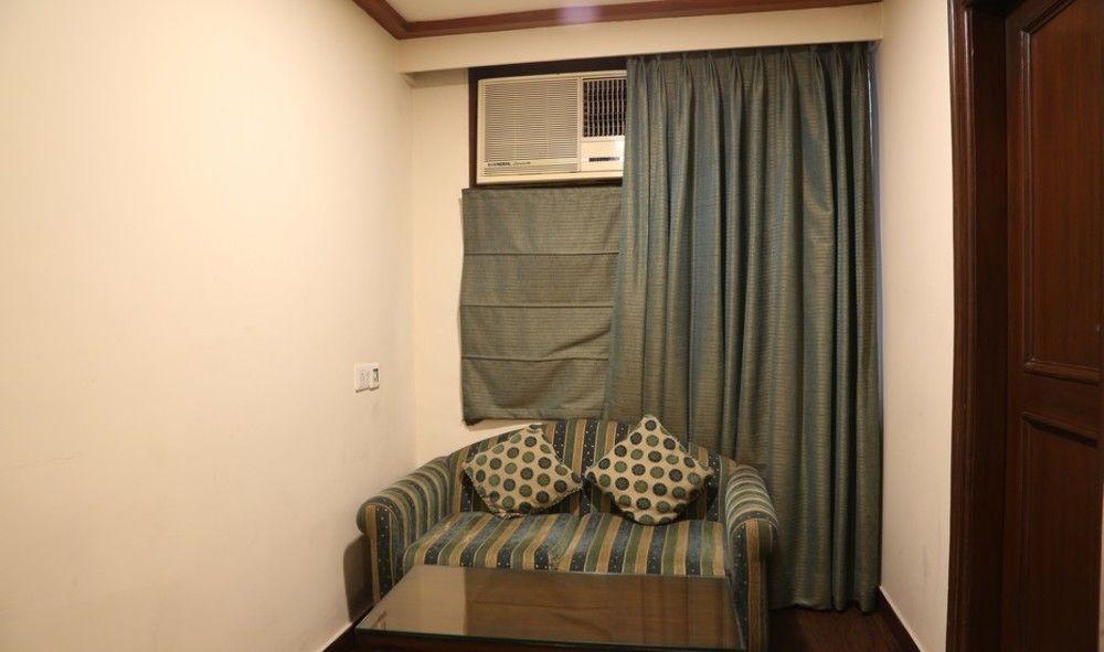 Chirag Residency Hotel New Delhi Ngoại thất bức ảnh