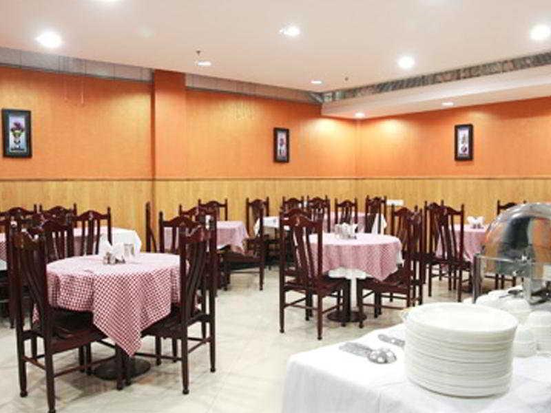 Chirag Residency Hotel New Delhi Ngoại thất bức ảnh
