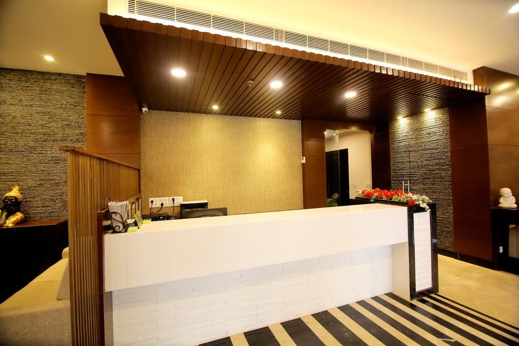 Chirag Residency Hotel New Delhi Ngoại thất bức ảnh