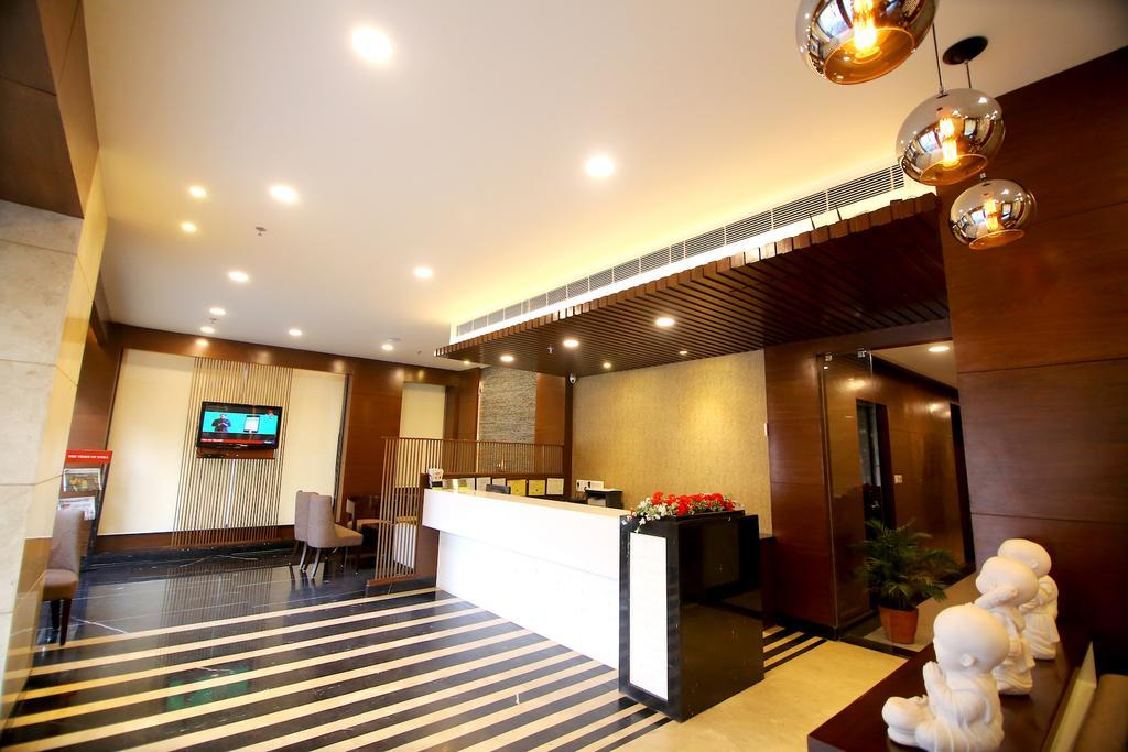 Chirag Residency Hotel New Delhi Ngoại thất bức ảnh