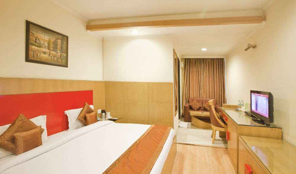 Chirag Residency Hotel New Delhi Ngoại thất bức ảnh