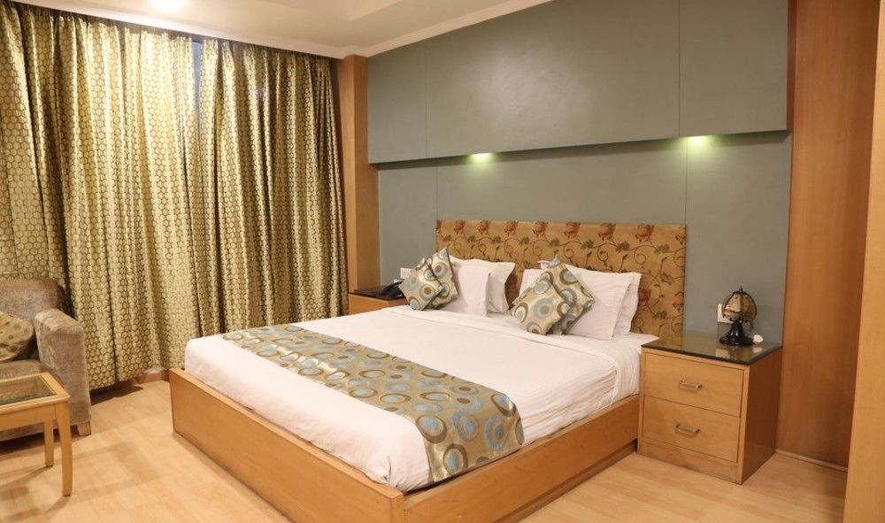 Chirag Residency Hotel New Delhi Ngoại thất bức ảnh