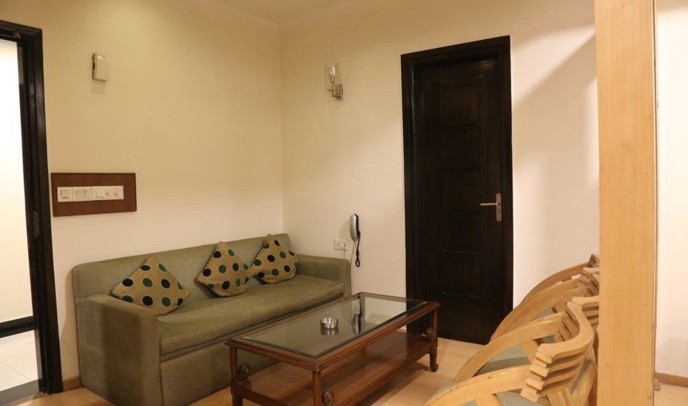 Chirag Residency Hotel New Delhi Ngoại thất bức ảnh