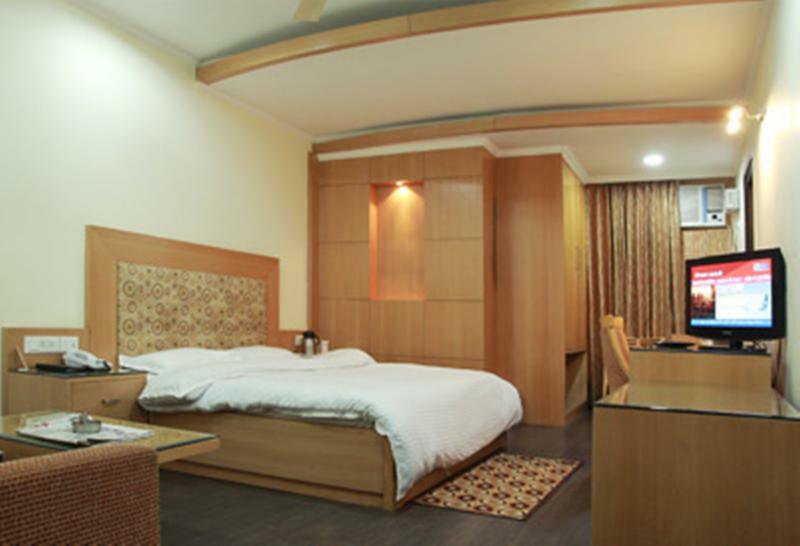 Chirag Residency Hotel New Delhi Ngoại thất bức ảnh