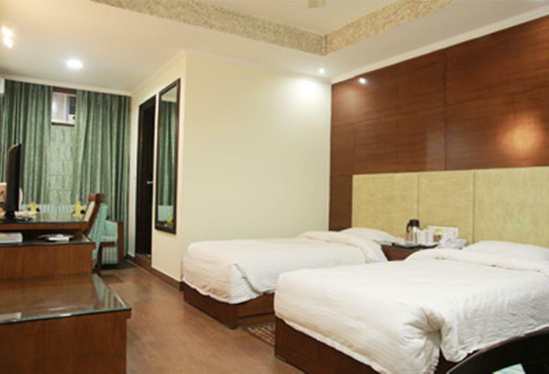 Chirag Residency Hotel New Delhi Ngoại thất bức ảnh